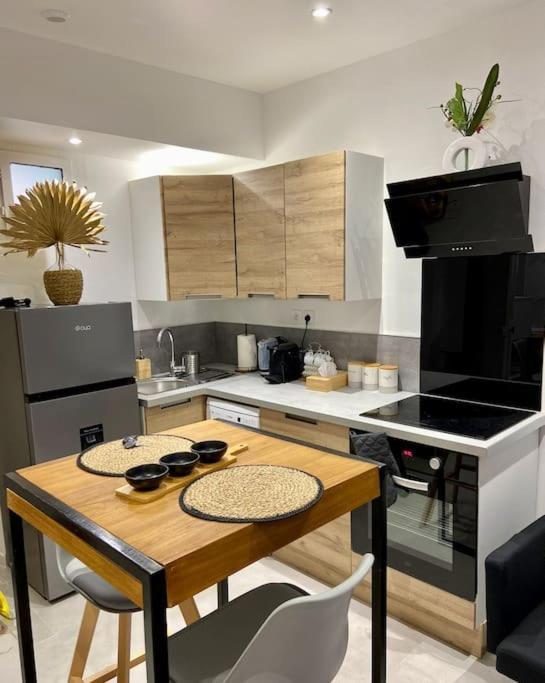 Appartement - Spa Monteux Kültér fotó