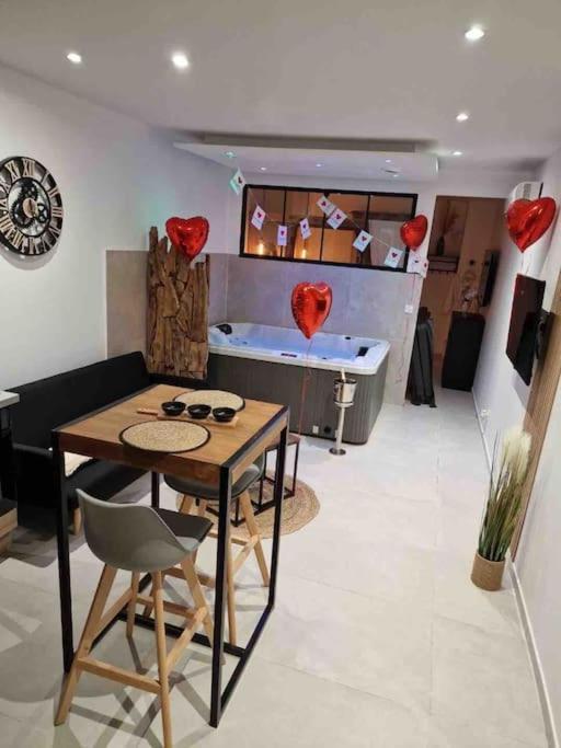 Appartement - Spa Monteux Kültér fotó